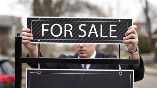 加拿大滑铁卢租房合同是按年算的吗？