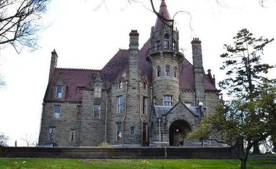 在加拿大买房，过程是怎样的？